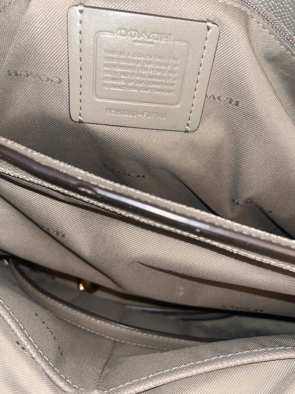 Coach  Stanton Carryall F37148 (Large Bag) - Picture 11 of 16